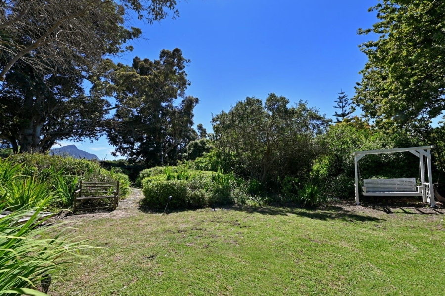 3 Bedroom Property for Sale in Constantia Western Cape